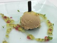 Десерты: Лакричное мороженое с гренадиллой (видеорецепт)
