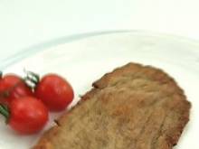 Горячие блюда: Панированное филе телятины (видеорецепт)