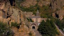 Кадр из Армения. живые камни: Гегард