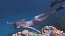 Кадр из Девушки под водой: Подводная нимфа