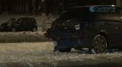 "ВАЗ" врезался в Chevrolet и выбросил его на газон на юге Москвы
