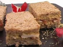Бутерброды: Индейка с ананасами и пастой карри (видеорецепт)