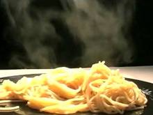 Кадр из Гарниры: Макароны бедняка (видеорецепт)