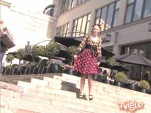 Кадр из Street fashion: Милый образ в горох